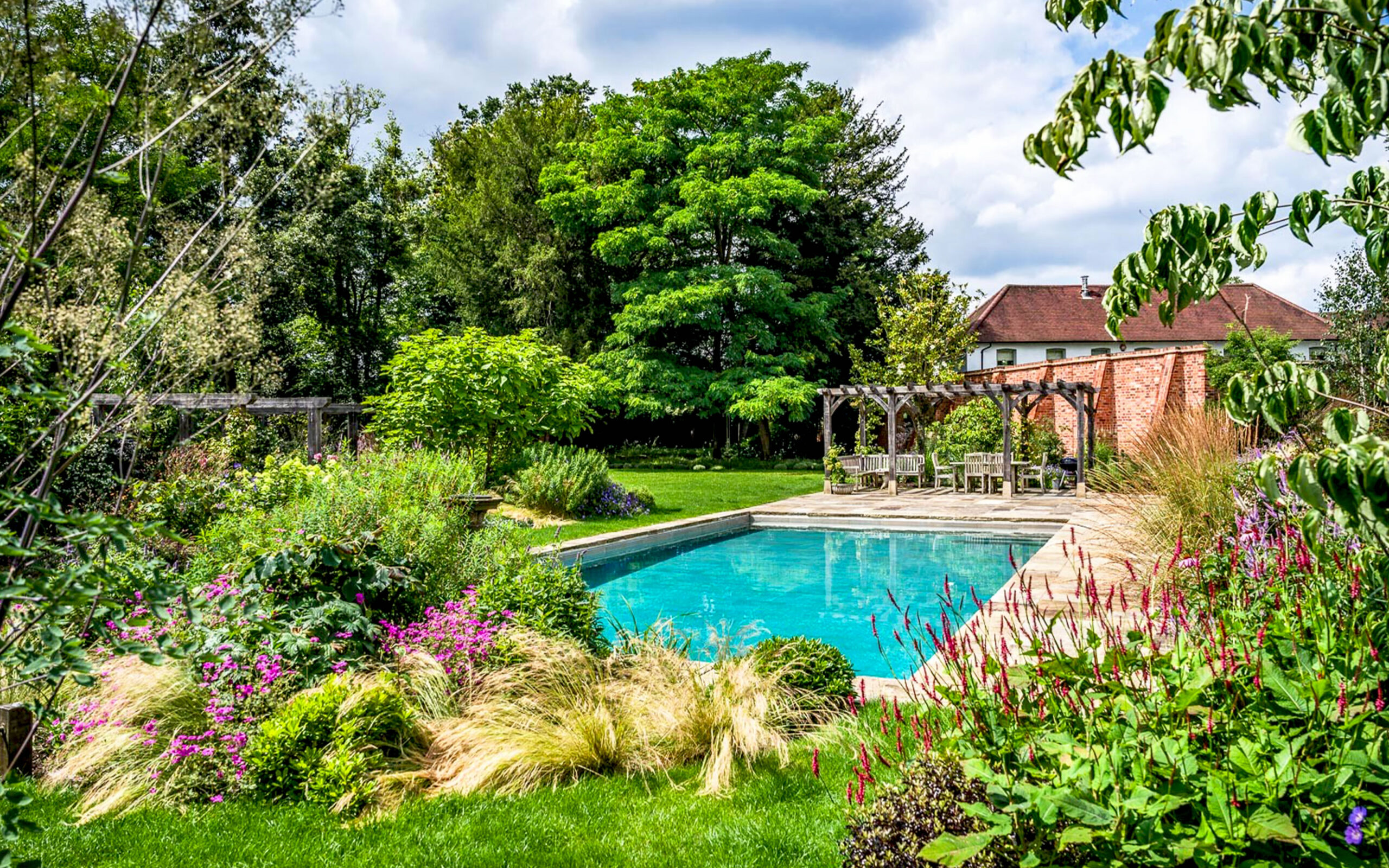 virginia-water-surrey-country-garden-design-swimming-pool